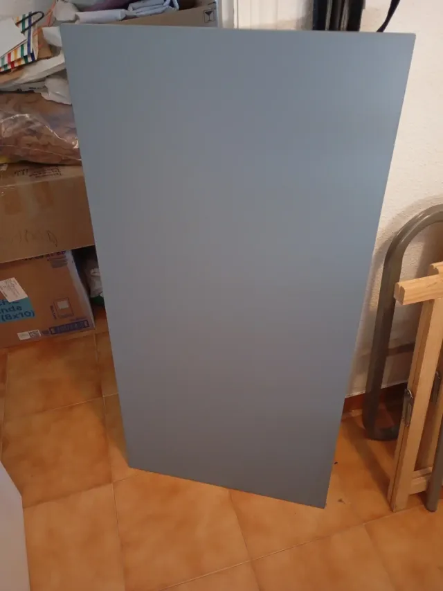 Mesa de escritorio madera gris