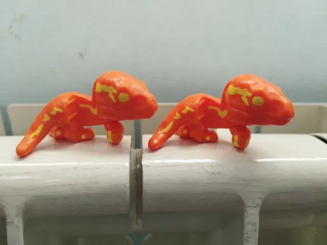 Huevo Kinder Dinosaurio Naranja