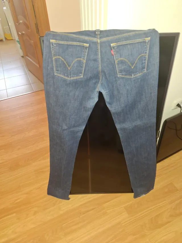 Vaqueros Levi's Talla 42 Elásticos
