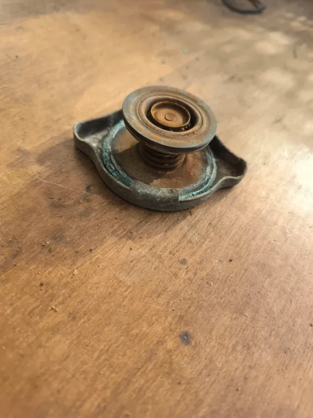 Tapón Radiador Mercedes MB100