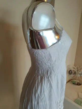 Vestitino estivo bianco ricamato