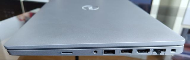 Ordenador Dell Gris/Plateado