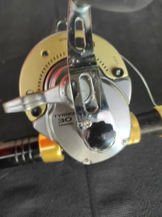 Carrete Shimano Tyrnos