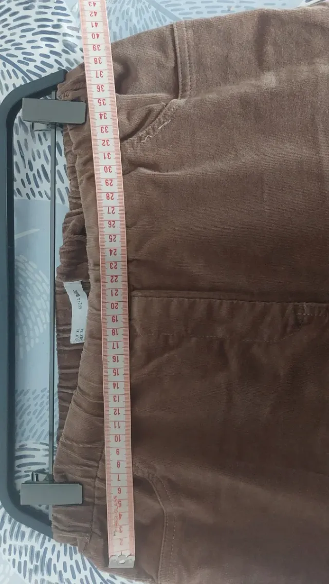 Conjunto jersey lana conejitos y pantalón de pana