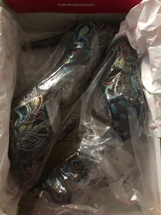 Tacones Maria Mare con bordados Multicolor