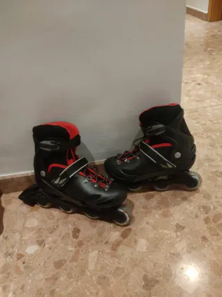 Patines en línea negros y rojos talla 36 a 39