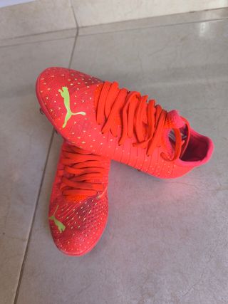 Botas de fútbol Puma Talla 29 Naranja y Verde