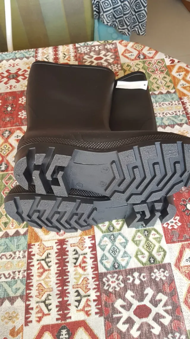 Botas de agua ISSALINE negras