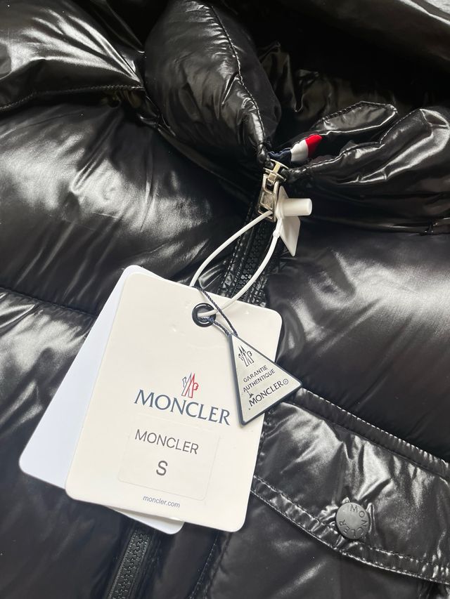 Abrigo Moncler Negro Talla S