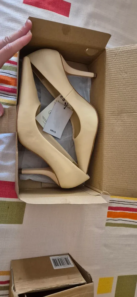 Tacones Mango Beige Nuevos