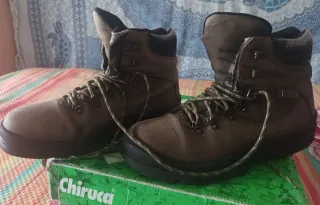 Botas montaña Chiruca Gore-Tex T43 Marrón
