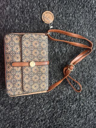 Bolso de corcho con estampado