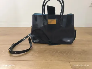 Bolso Bimba y Lola Negro Charol Dorado