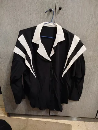 Camisa vintage negra y blanca