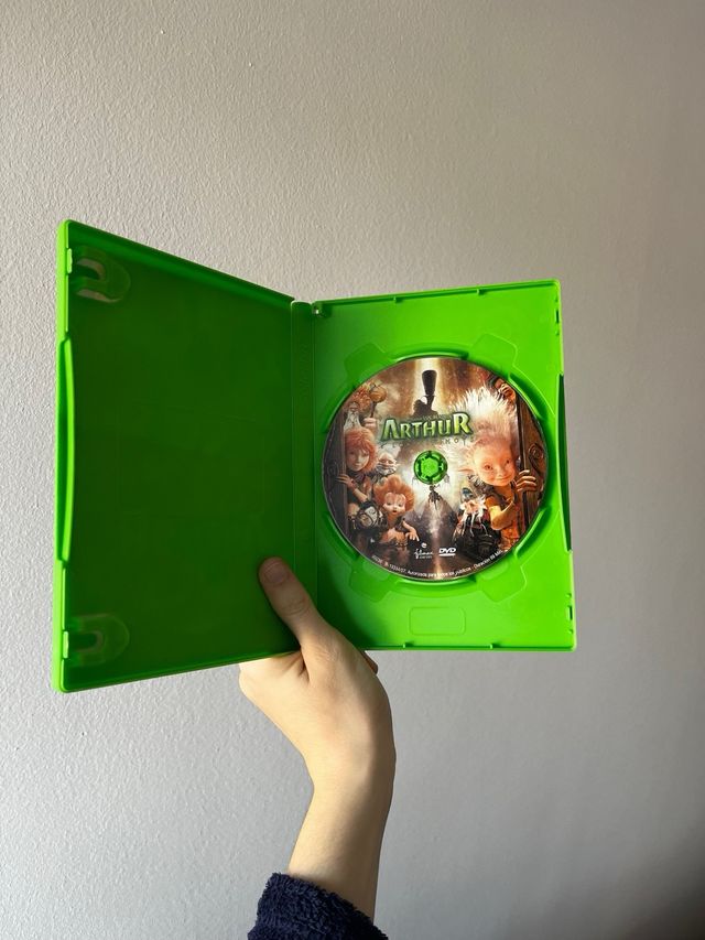 DVD Arthur y los Minimoys