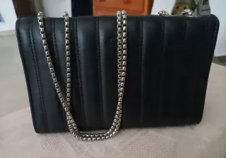 Bolso YSL Negro con Cadena Plateada