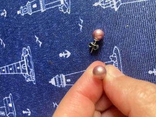 Pendientes bola rosa