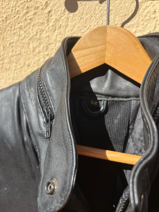 Chaqueta Cuero Vintage Garibaldi Moto. Talla 52