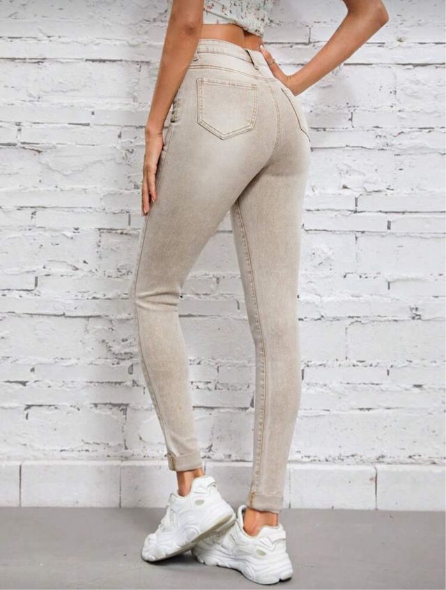 Pantalón beige skinny elásticos