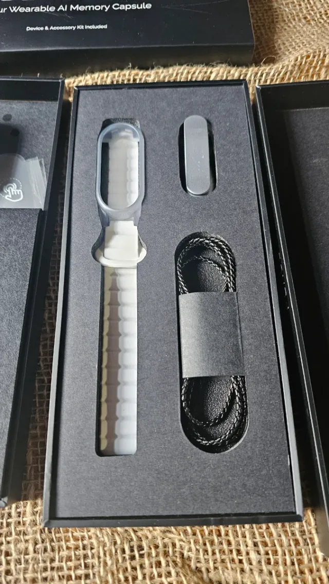 PLAUD NotePin Bundle IA Grabadora Voz