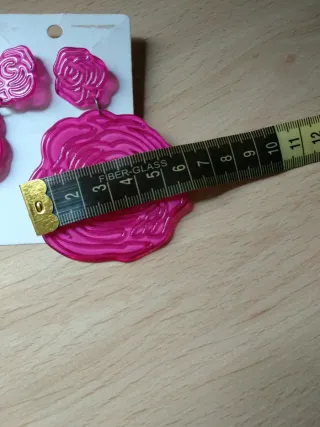 Flor y pendientes flamenca