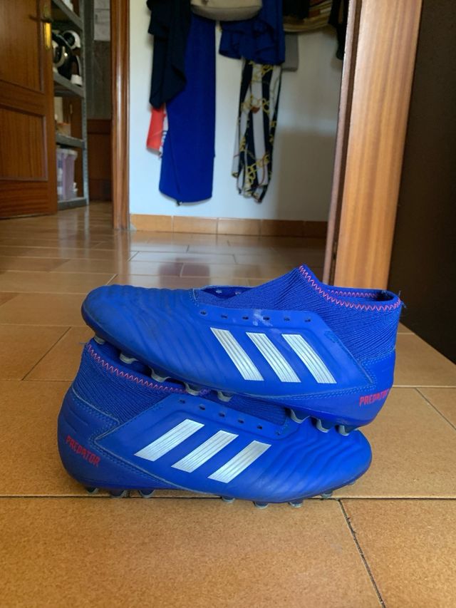 Botas de fútbol Adidas Predator azules talla 36