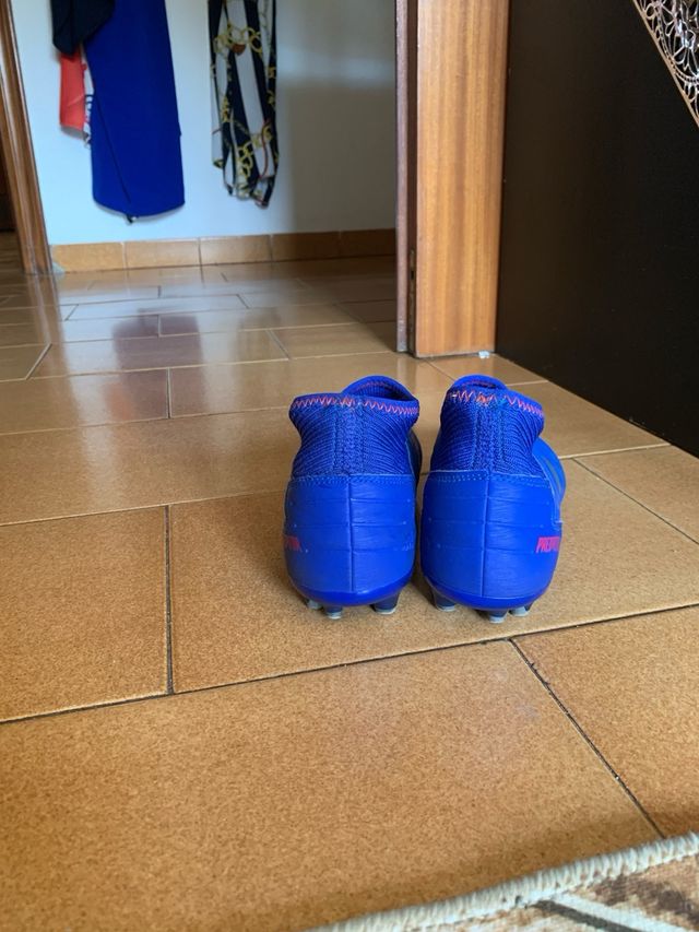 Botas de fútbol Adidas Predator azules talla 36