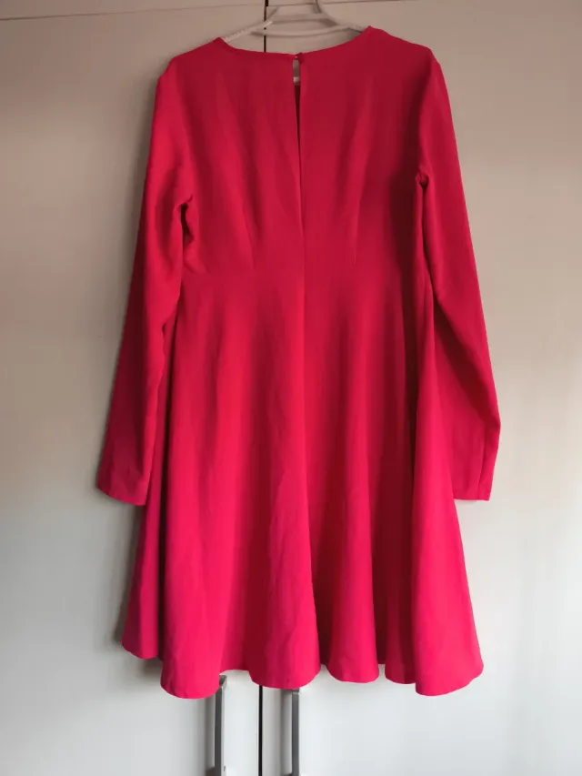 Vestido fucsia manga larga
