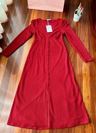 Vestido midi rojo botones