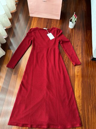 Vestido midi rojo botones