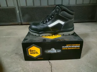 Botas de seguridad Beeswork Talla 40 Nuevas
