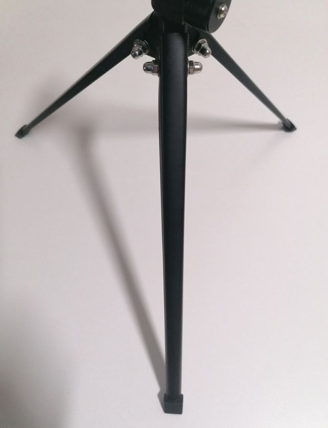 Trípode fotográfico mediano y ligero. (NUEVO)