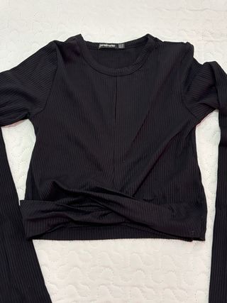 Camiseta Bershka manga larga