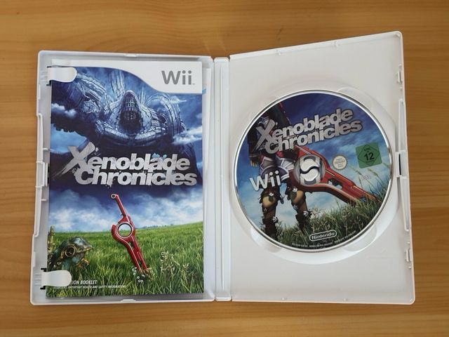 Xenoblade Chronicles Wii + Mando Rojo