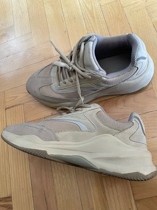 Deportivas Zara Beige