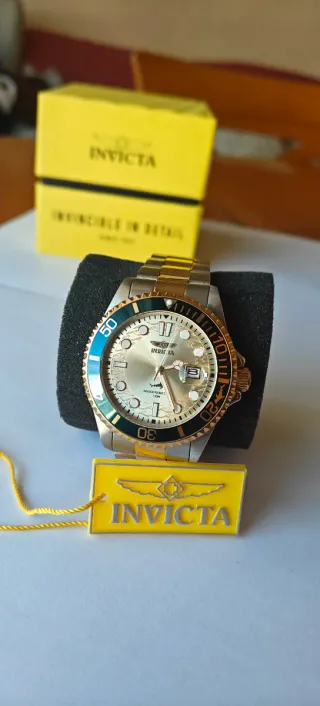 Reloj Invicta Pro Diver azul verdoso