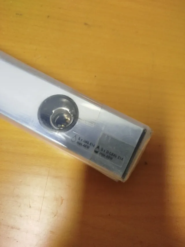 Applique luce per camerino a 5 lampadine