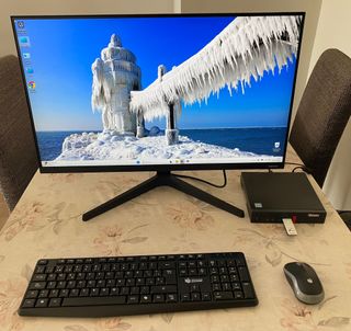 Ordenador sobremesa Lenovo + Monitor Samsung 27"