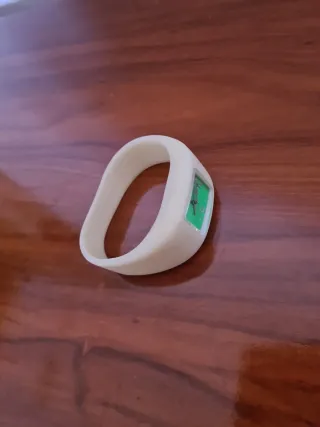 Reloj fluorescente Marea Nineteen Verde