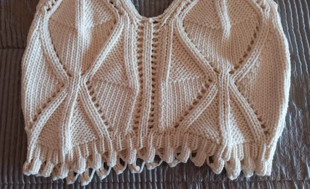 Camiseta tirantes Zara beige punto calado