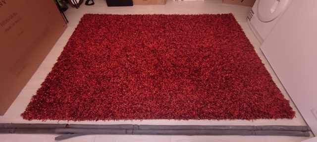 Alfombra roja de poliéster