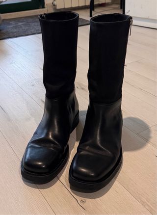 Botas altas negras con cremallera
