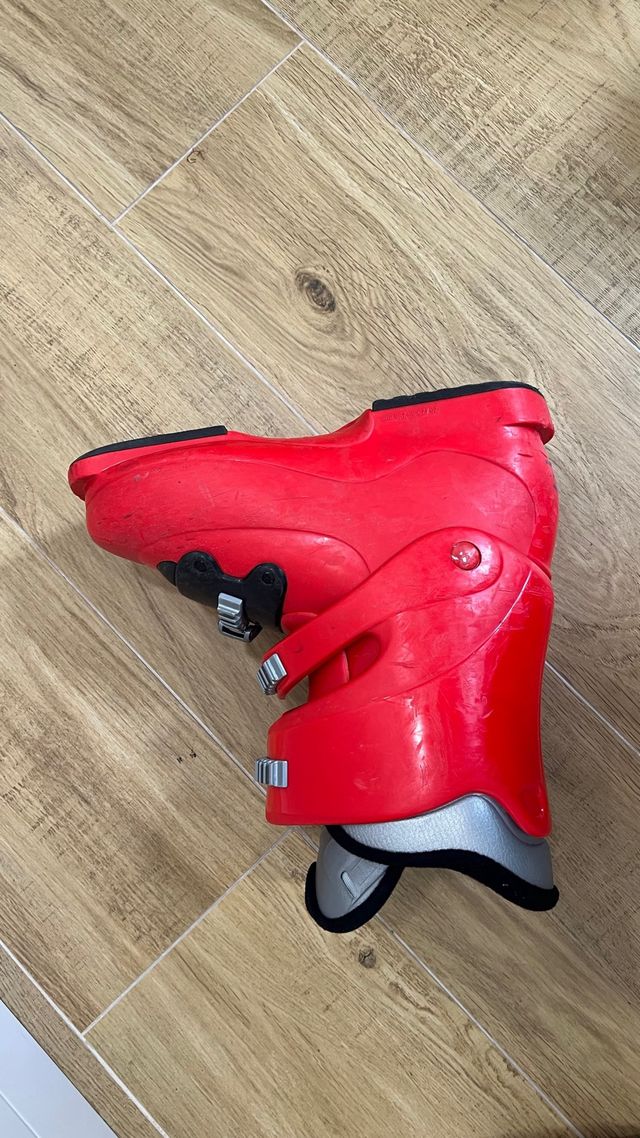 Botas de esquí infantiles rojas