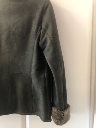 Chaqueta de piel con interior de muton