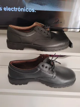 Zapatos de piel negros talla 45