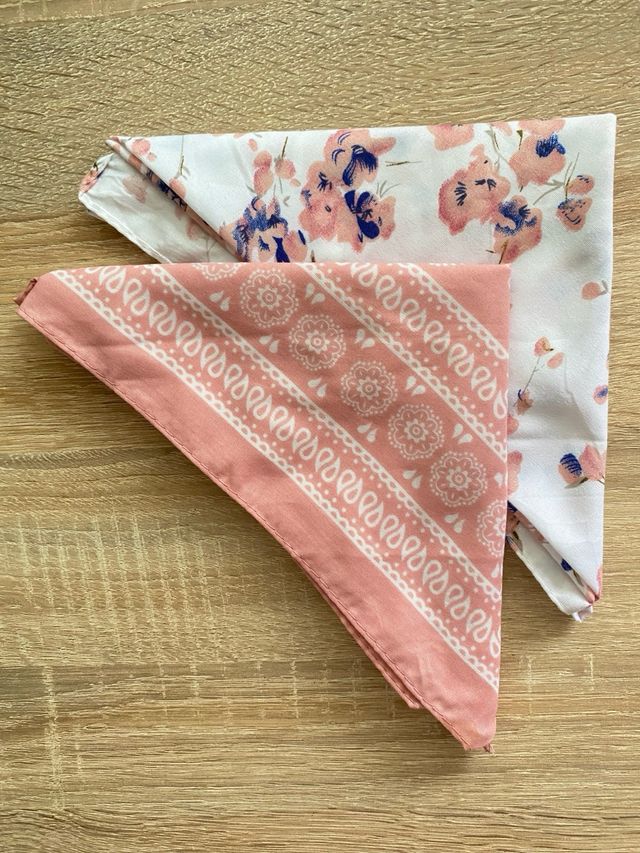 Pack 2 pañuelos estampados