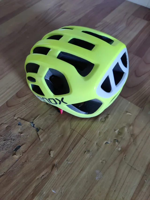 Casco Bicicleta RNOX Amarillo Flúor