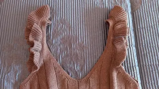 Camiseta tirantes Only volantes