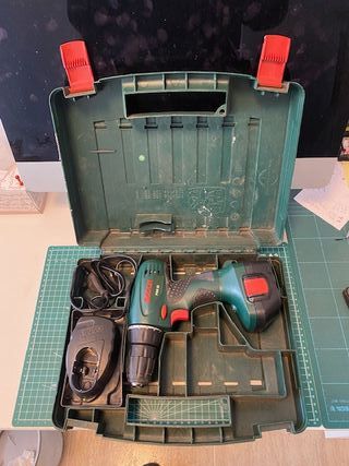 Atornillador Bosch Automático con Carga