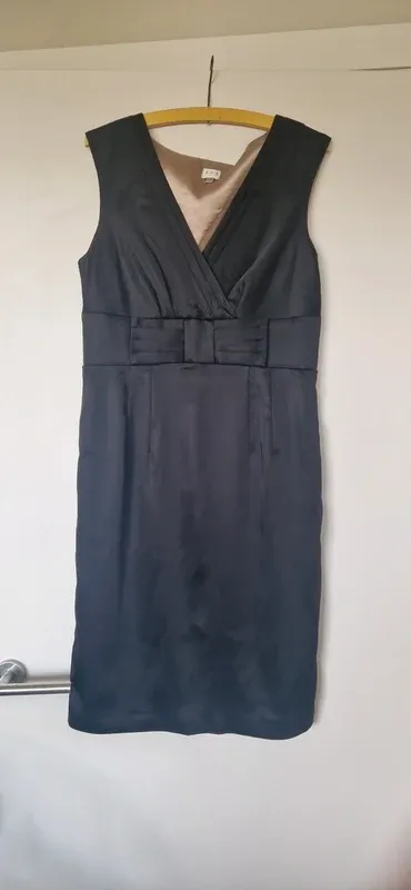 Vestido negro elegante 1 2 3 Paris – Talla 42